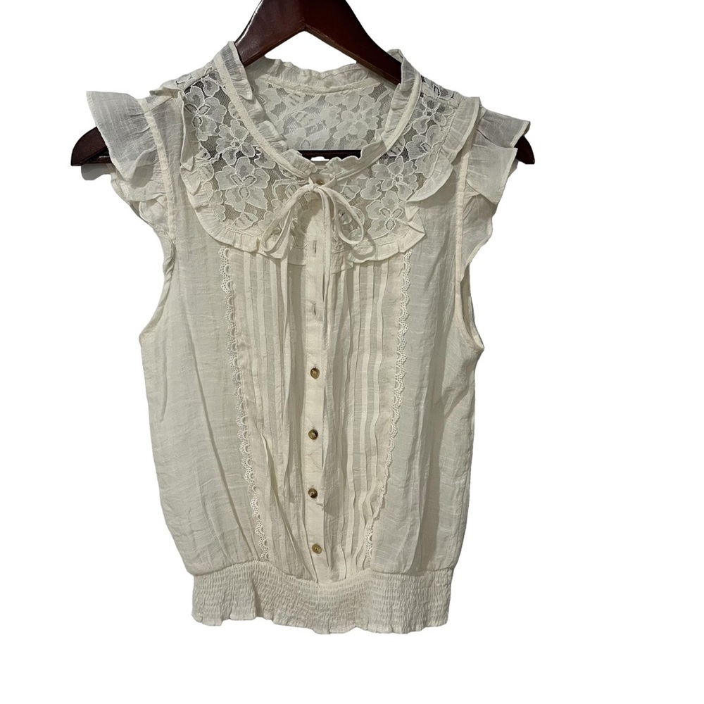 Mine cream color short sleeve top size medium